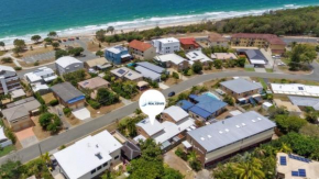 Peaceful Pet Friendly Beachisde Duplex